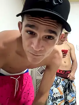 Snapshot of spicyboysvenezuelan chatting on 10/31/25, 05:41 spicyboysvenezuelan online show from 10/31/25, 05:41