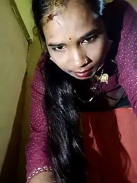 Snapshot of Jaya_Iyer chatting on 10/12/25, 08:35 Jaya Iyer online show from 10/12/25, 08:35