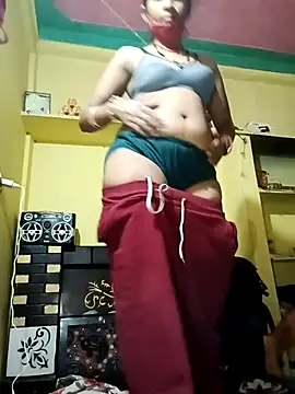 Snapshot of Jaya_Iyer chatting on 10/18/25, 12:28 Jaya Iyer online show from 10/18/25, 12:28