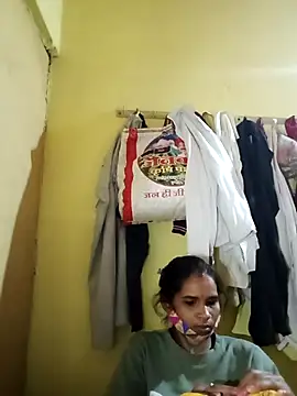 Snapshot of Jaya_Iyer chatting on 10/20/25, 12:44 Jaya Iyer online show from 10/20/25, 12:44