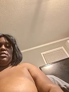 Snapshot of Eatme07 chatting on 11/20/25, 06:57 Eatme07 online show from 11/20/25, 06:57