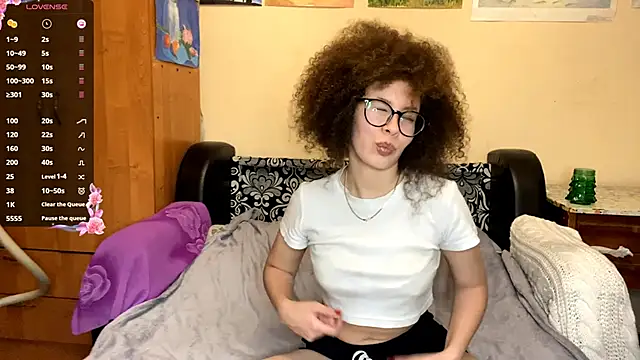 CarollNino online show from 10/02/25, 11:28