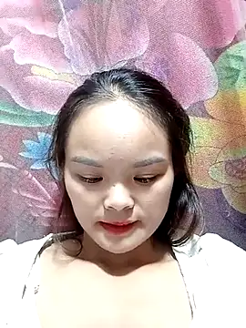 xinhxinhcute online show from 10/06/25, 02:14