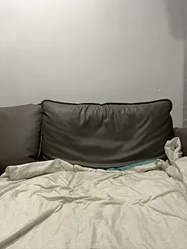 ruyi-13 online show from 09/13/25, 03:23