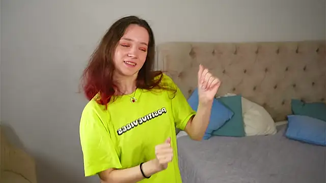 RolandaFolkes online show from 09/10/25, 04:23