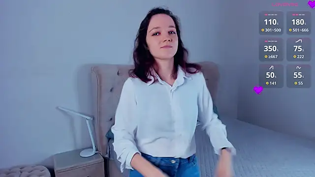 RolandaFolkes online show from 10/26/25, 04:18