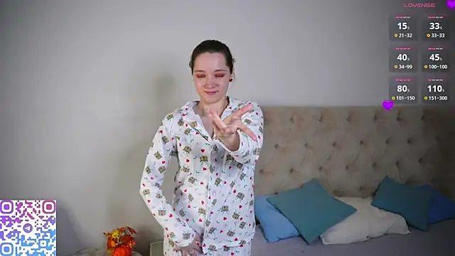 RolandaFolkes online show from 11/15/25, 04:43