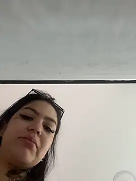 MAGIC TESSA online show from 10/04/25, 05:55