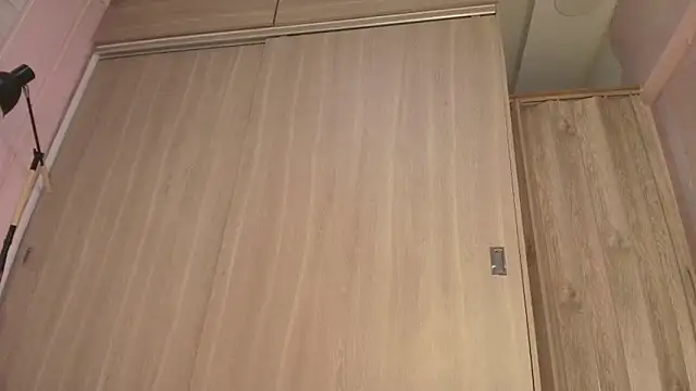 keila hott20 online show from 11/19/25, 02:44