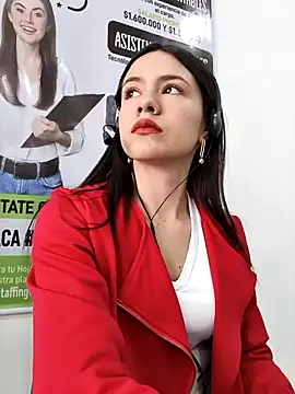 CHARLOTTE  05 online show from 11/06/25, 01:12