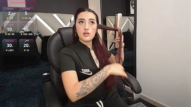 Miia bunny online show from 11/04/25, 09:25