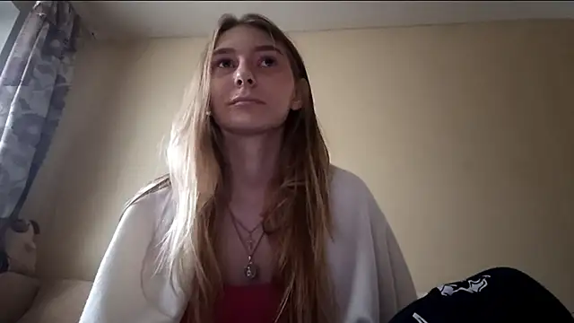 Nymera flare online show from 10/21/25, 06:14