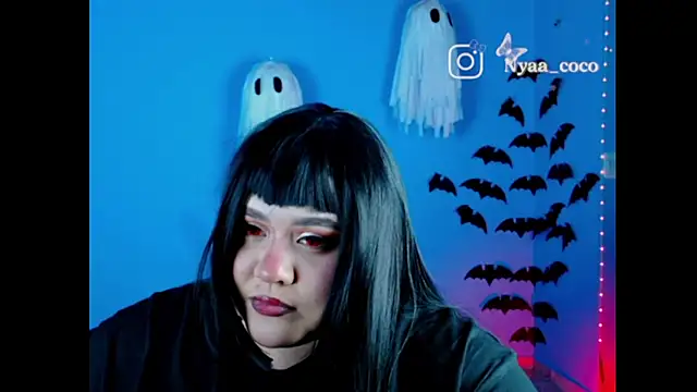Snapshot of Nyaa_Coco chatting on 10/18/25, 01:08 Nyaa Coco online show from 10/18/25, 01:08