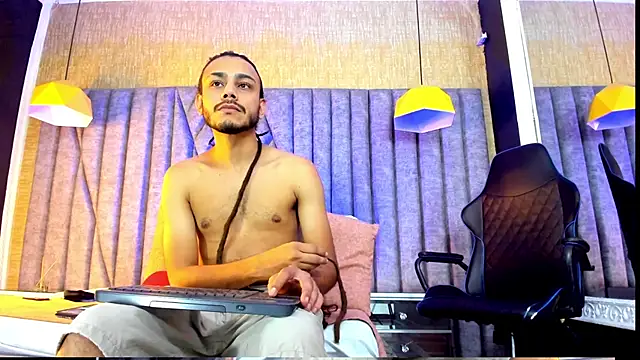 Boss Domiinator online show from 10/20/25, 03:51