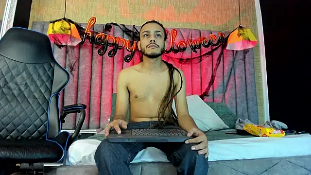 Boss Domiinator online show from 10/28/25, 03:21