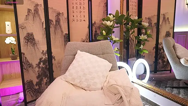 VioletEvanz online show from 10/01/25, 06:03