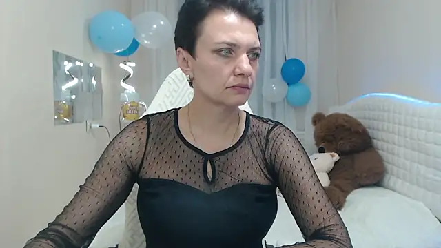 AvaSaturnian online show from 09/23/25, 12:30