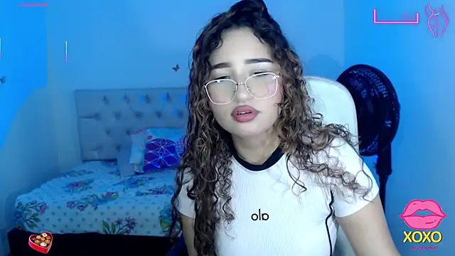 sasha 17  online show from 10/06/25, 05:10