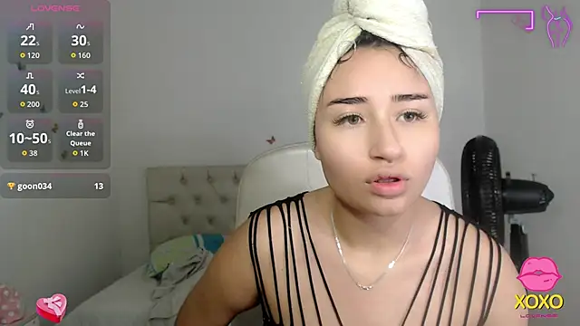 sasha 17  online show from 10/27/25, 11:58