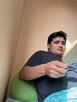 whitsblack online show from 11/17/25, 08:36