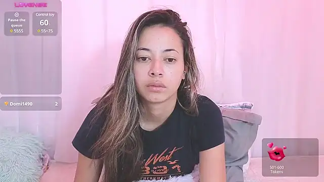 Snapshot of Danny_Ninaa chatting on 12/10/24, 07:32 Danny Ninaa online show from 12/10/24, 07:32