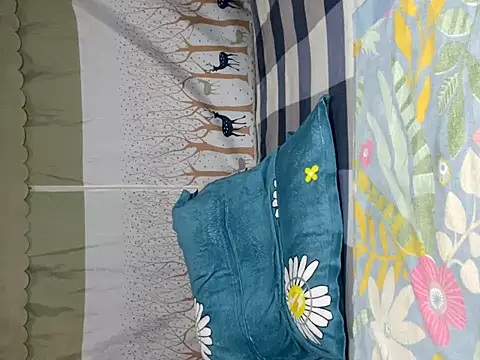 Snapshot of icewoman888 chatting on 10/25/25, 11:32 icewoman888 online show from 10/25/25, 11:32