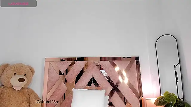 carol777p online show from 11/07/25, 03:50