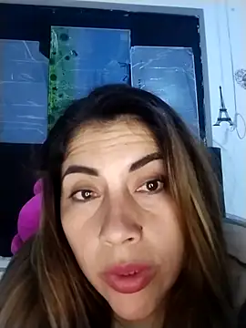 Snapshot of Camila_latina_0 chatting on 09/16/25, 04:46 Camila latina 0 online show from 09/16/25, 04:46