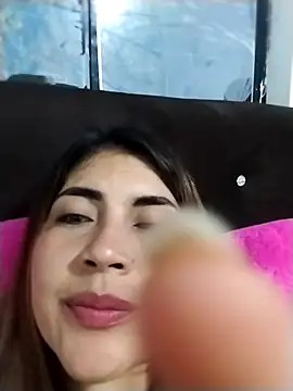Snapshot of Camila_latina_0 chatting on 09/18/25, 01:18 Camila latina 0 online show from 09/18/25, 01:18