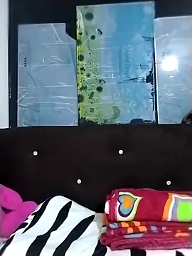 Snapshot of Camila_latina_0 chatting on 09/22/25, 04:03 Camila latina 0 online show from 09/22/25, 04:03