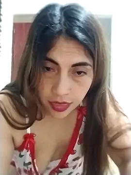 Snapshot of Camila_latina_0 chatting on 10/08/25, 04:10 Camila latina 0 online show from 10/08/25, 04:10
