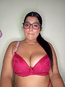 Cat Hot Party online show from 10/06/25, 11:57