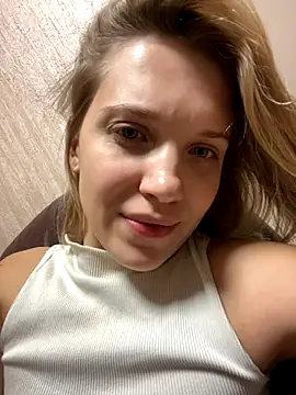 AlisaMyers online show from 10/02/25, 06:59