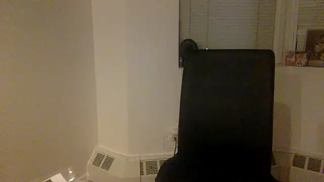 Snapshot of edger4lif3 chatting on 11/04/25, 06:34 edger4lif3 online show from 11/04/25, 06:34