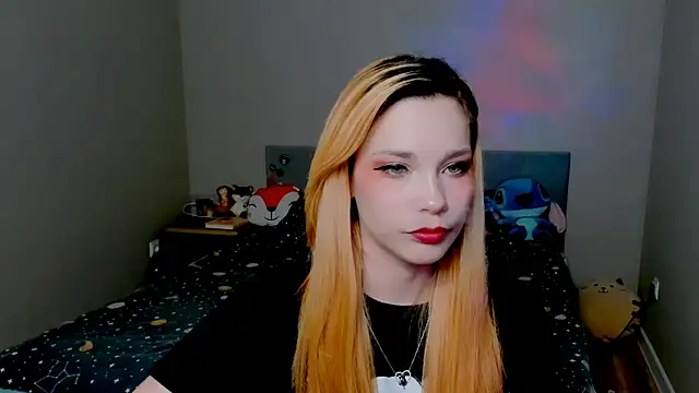 Snapshot of Kitten_Alissa chatting on 10/01/25, 05:19 Kitten Alissa online show from 10/01/25, 05:19