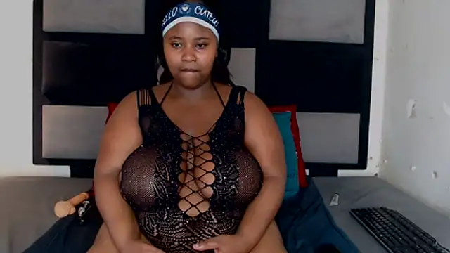 Freaky-boobs online show from 11/05/25, 12:05