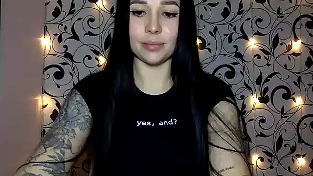 Ivelaa online show from 11/01/25, 08:55