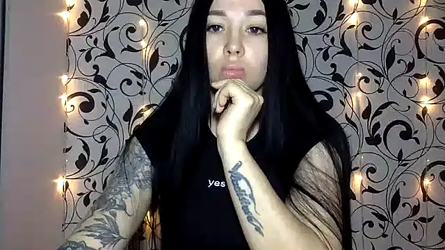 Ivelaa online show from 11/03/25, 11:44