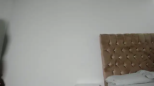 SeleneMakris online show from 10/10/25, 01:32