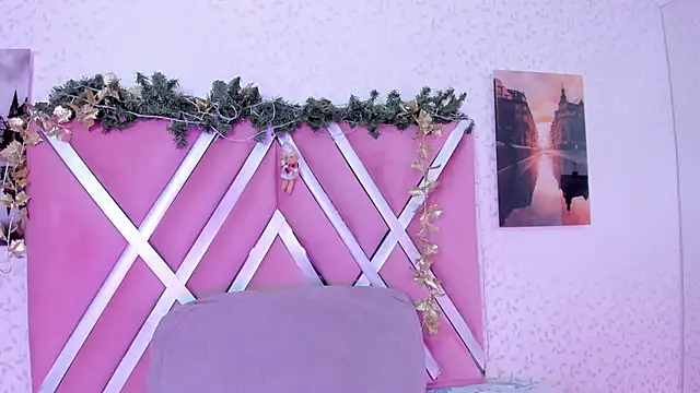 SophiaSalazar  online show from 11/21/25, 12:48