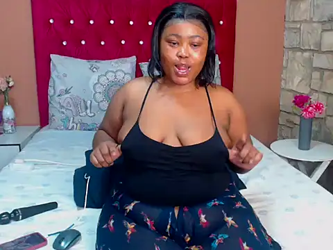 Snapshot of ThickAss_Cheeks chatting on 11/16/25, 07:52 ThickAss Cheeks online show from 11/16/25, 07:52