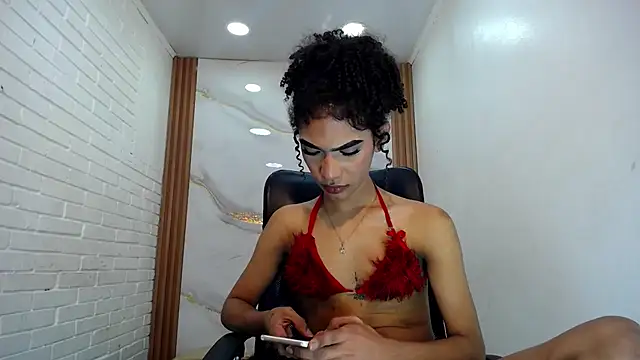 Penelopee Rouse online show from 10/09/25, 07:23