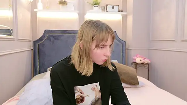 Beverly Gomes online show from 10/16/25, 05:19