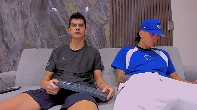 Snapshot of junior_friendss chatting on 10/02/25, 06:09 junior friendss online show from 10/02/25, 06:09