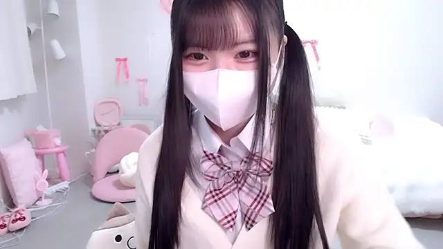 Snapshot of moka-neko chatting on 11/26/25, 01:23 moka-neko online show from 11/26/25, 01:23