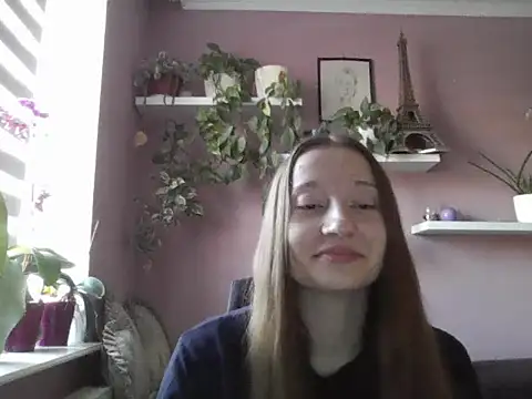 Snapshot of LindaPretty chatting on 09/09/25, 06:13 LindaPretty online show from 09/09/25, 06:13