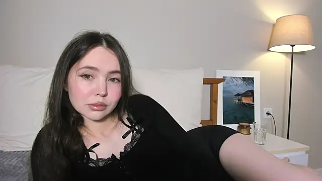 kittyphoria online show from 10/04/25, 05:27