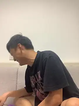 Snapshot of Acuteman chatting on 09/15/25, 02:06 Acuteman online show from 09/15/25, 02:06