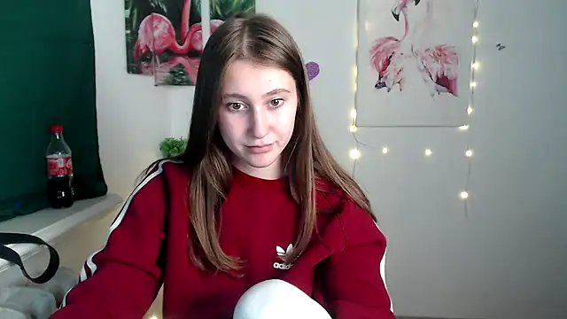 Snapshot of Milka_kamila chatting on 10/10/25, 11:31 Milka kamila online show from 10/10/25, 11:31