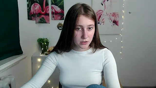 Snapshot of Milka_kamila chatting on 10/12/25, 12:48 Milka kamila online show from 10/12/25, 12:48